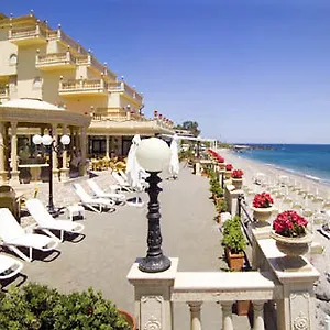 Hellenia Yachting & 4*, Giardini-Naxos Włochy